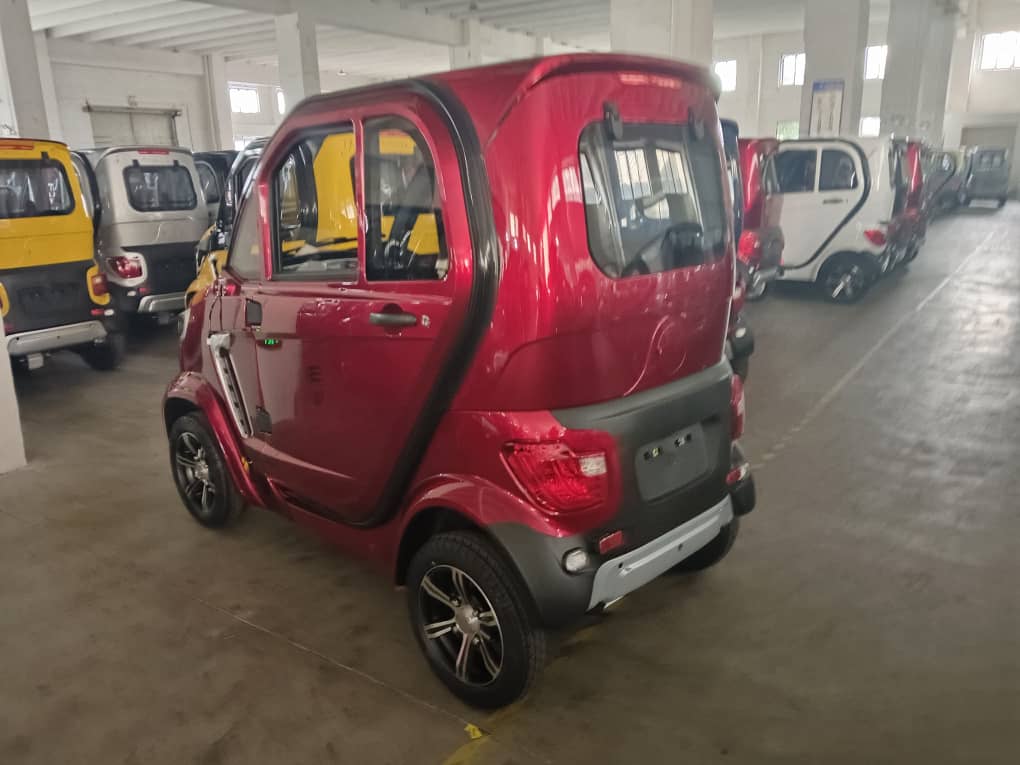 Eclipse EV Enclosed Mobility Scooter Red / Handlebar Nova Light Eclipse EV